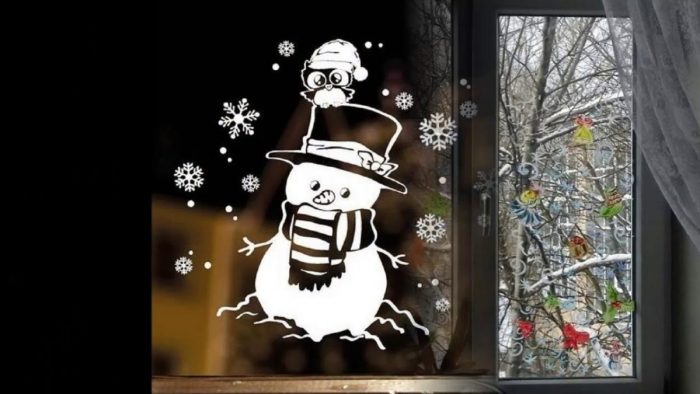 Трафареты на окна на Новый год 2020: крыски или мышки, снежинки и компания