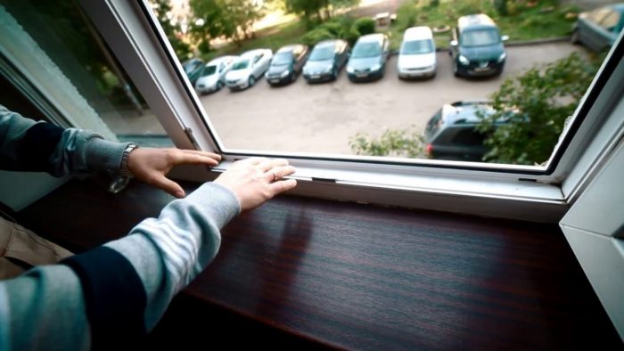 Как поменять резинки на окнах: причины «болезни», диагностика и замена