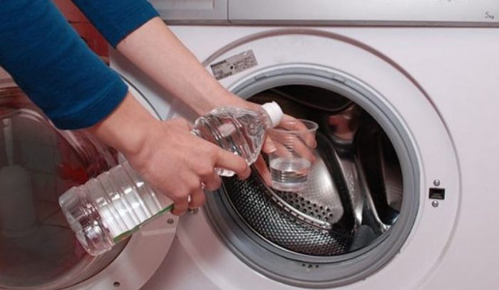 Чем почистить стиральную машину от грязи: простые средства и покупные препараты