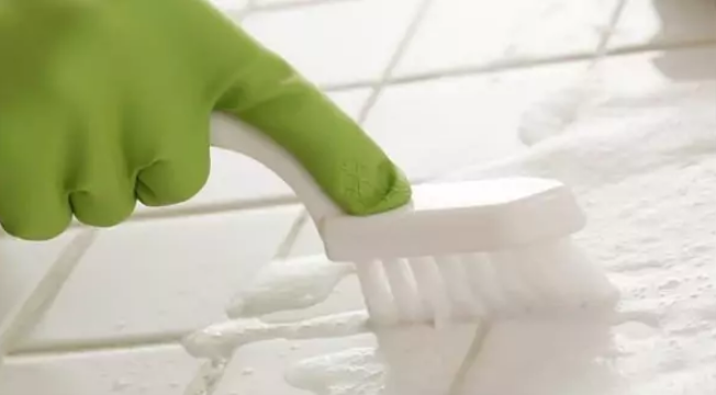 Как очистить швы между плиткой: 16 эффективных методов восстановления  