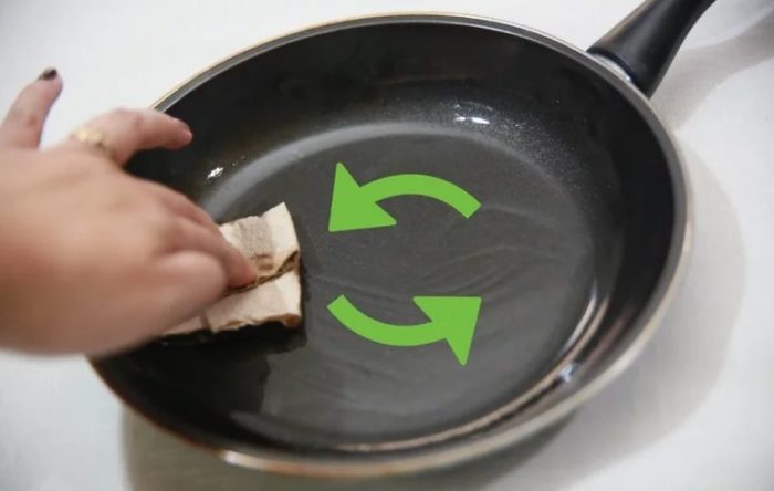 Как почистить сковороду: 20 способов спасения самой «героической» посуды
