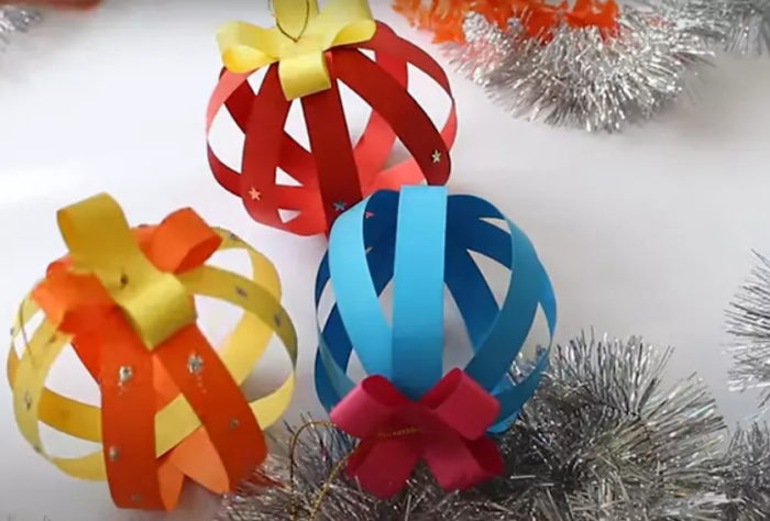 Новогодние елочные игрушки своими руками: 13 симпатичных поделок