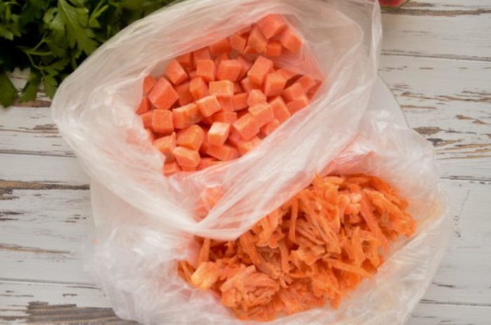 Как хранить морковь на зиму в погребе, в подвале и в домашних условиях