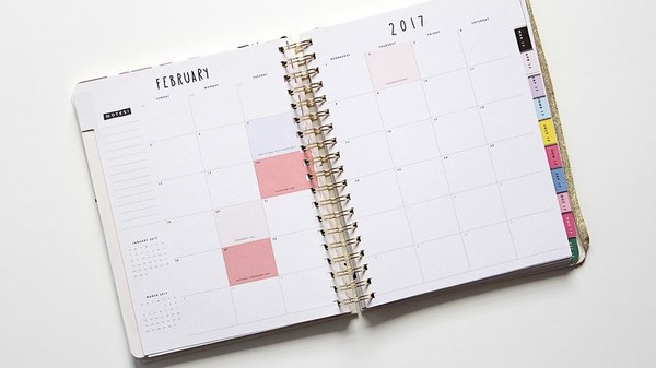 Как сделать календарь на 2023 год своими руками: варианты таблиц