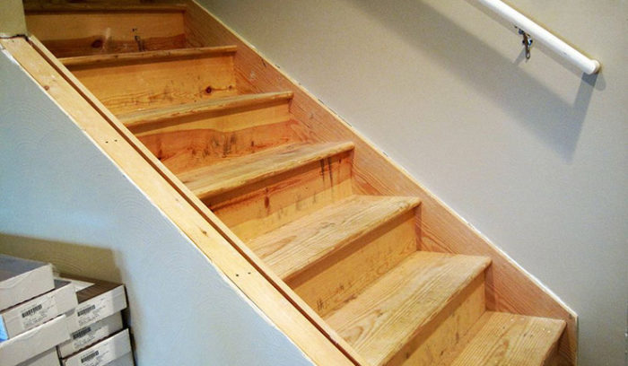 Лестница в подвал или в погреб: материалы и способы создания спуска