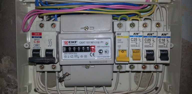 Замена счетчика электроэнергии в гараже: особенности и этапы работы